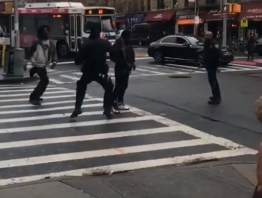 New York - NYPD Commissioner Defends Cops In Baton Beatdown Video - VINnews