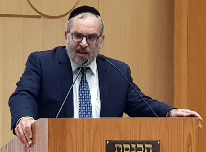 MK Asher: If Needed, We’ll Keep Geneaology Documents, But What Will The Other Jews Do?
