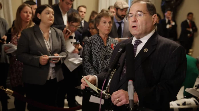Rep. Jerrold Nadler talks to reporters during a news conference while Rep. Jan Schakowsky, center, looks on, in the U.S. Capitol, Dec. 1, 2015. (Chip Somodevilla/Getty Images)