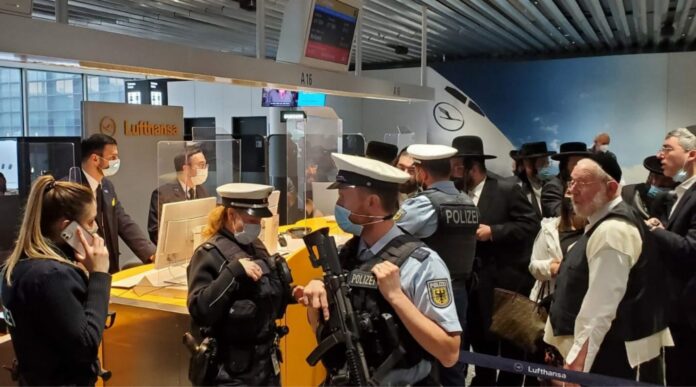 Jewish passengers were greeted by the police once they arrived in Frankfurt. (Courtesy)