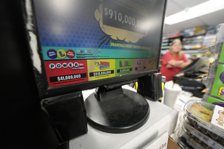 Mega Millions Jackpot Climbs to $1.05 Billion After Another Drawing Without a Big Winner | SOURCE: VINnews
