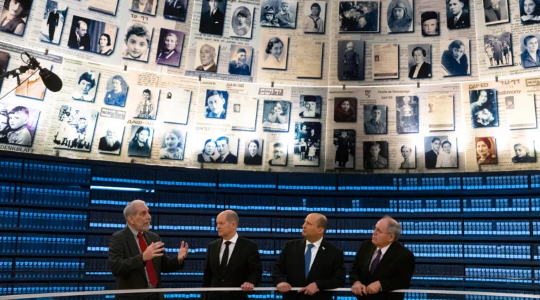 US Officials Call For Yad Vashem’s ‘Independence’ Amid Reports That Netanyahu Plans to Fire Holocaust Memorial’s Director | SOURCE: VINnews