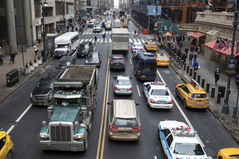 Drivers Would Pay $15 to Enter Busiest Part of NYC Under Plan to Raise Funds for Mass Transit | SOURCE: VINnews