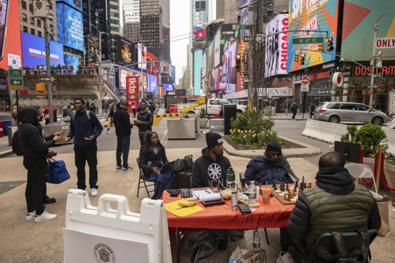 In Manhattan A Nigerian Chess Champion Plays the Royal Game for 60 Hours — A New Global Chess Record | SOURCE: VINnews