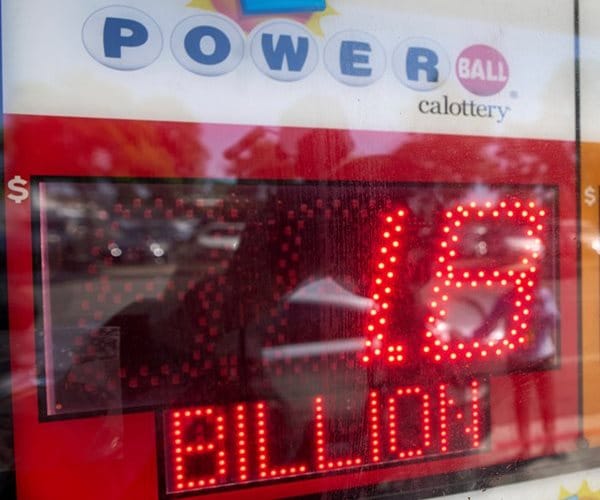 $1.8B Powerball Jackpot Sold in Arkansas Finally Claimed