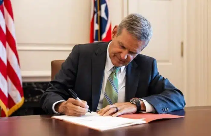 Tennessee Governor Signs Bill Recognizing ‘Judea and Samaria’ in Official...