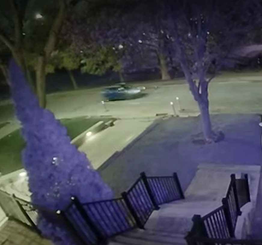 Toronto Police Searching for Suspect Who Shot ‘Replica’ Gun at Jews, Injuring...