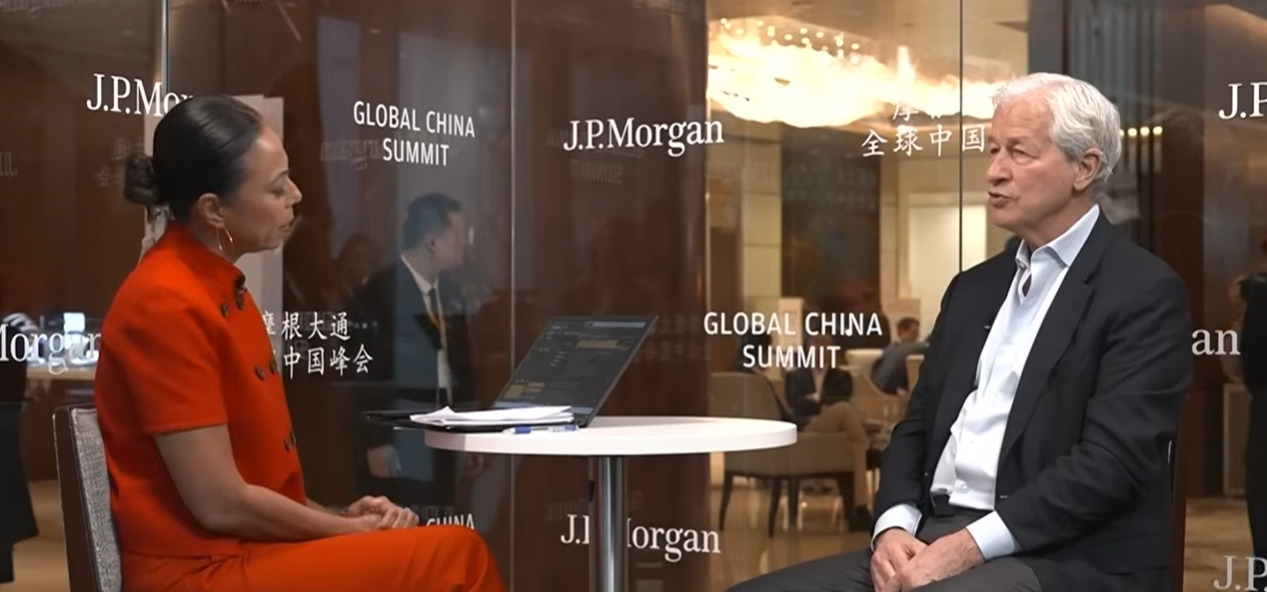 Dimon Bluntly Warns Mamdani: “People Vote With Their Feet”
