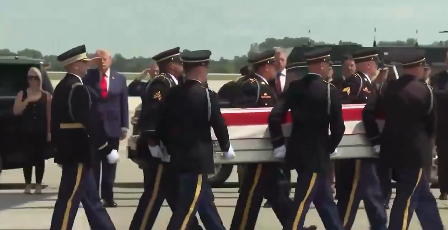 Trump Pays Respects to Four Service Members Killed in Middle East