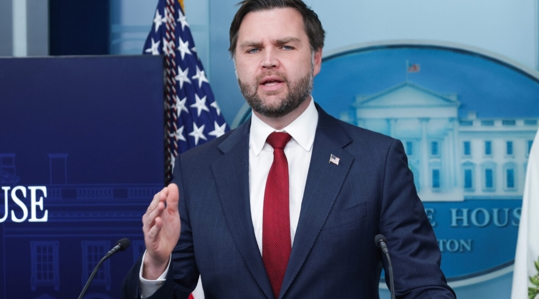 Vance Tells Republican Jews Gospel Is ‘The Solution’ To Antisemitism
